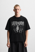 LATENOOM – Lost in the Crowd Black (Box Fit )