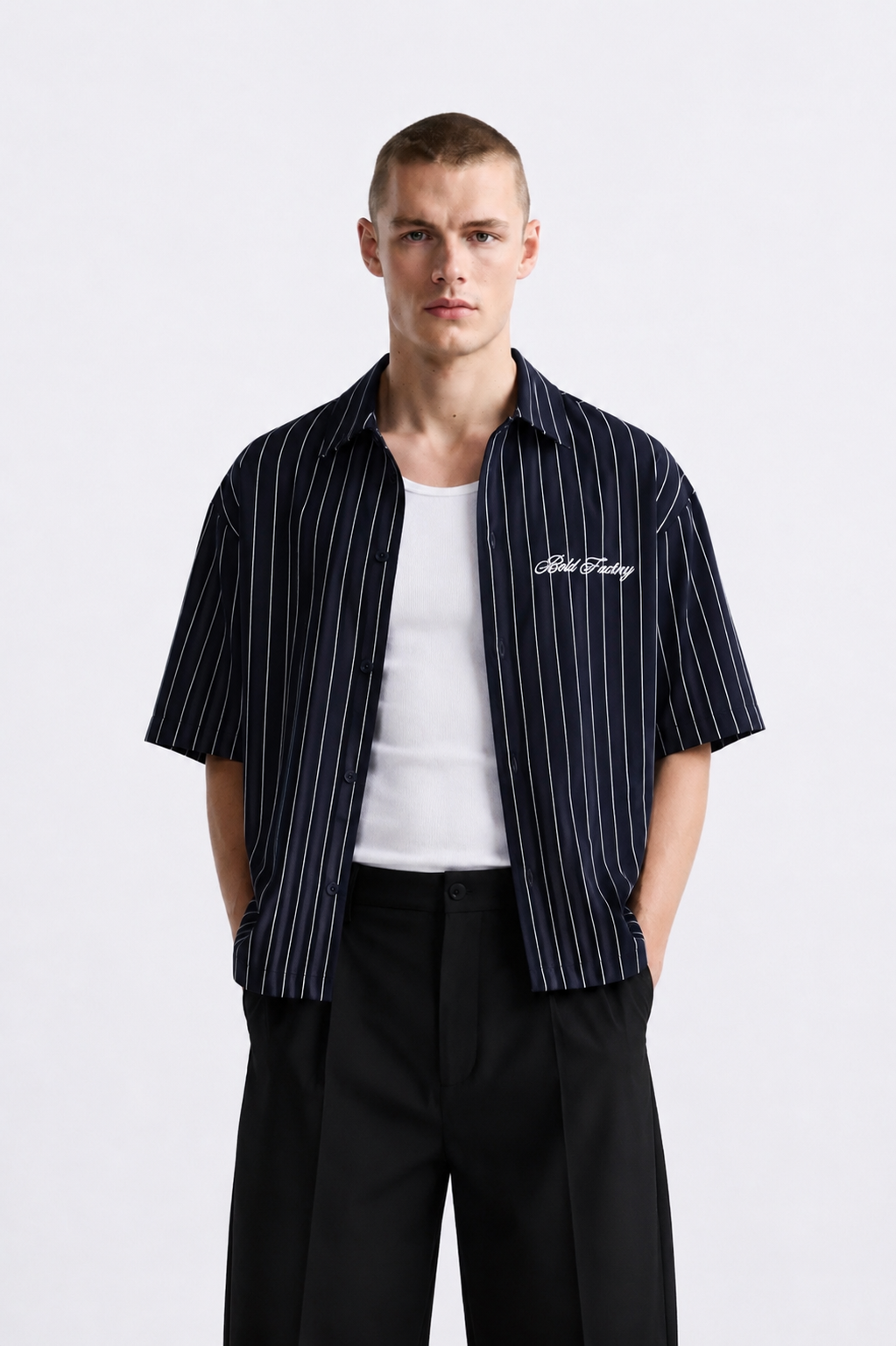LATENUOM Signature Box Fit Shirt Navy