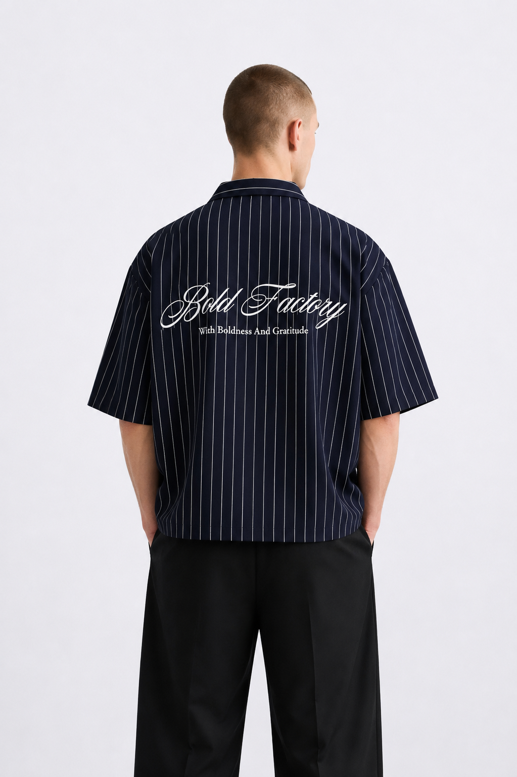 LATENUOM Signature Box Fit Shirt Navy