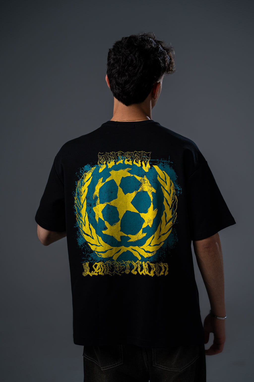 LATENUOM Legacy Crest Tee