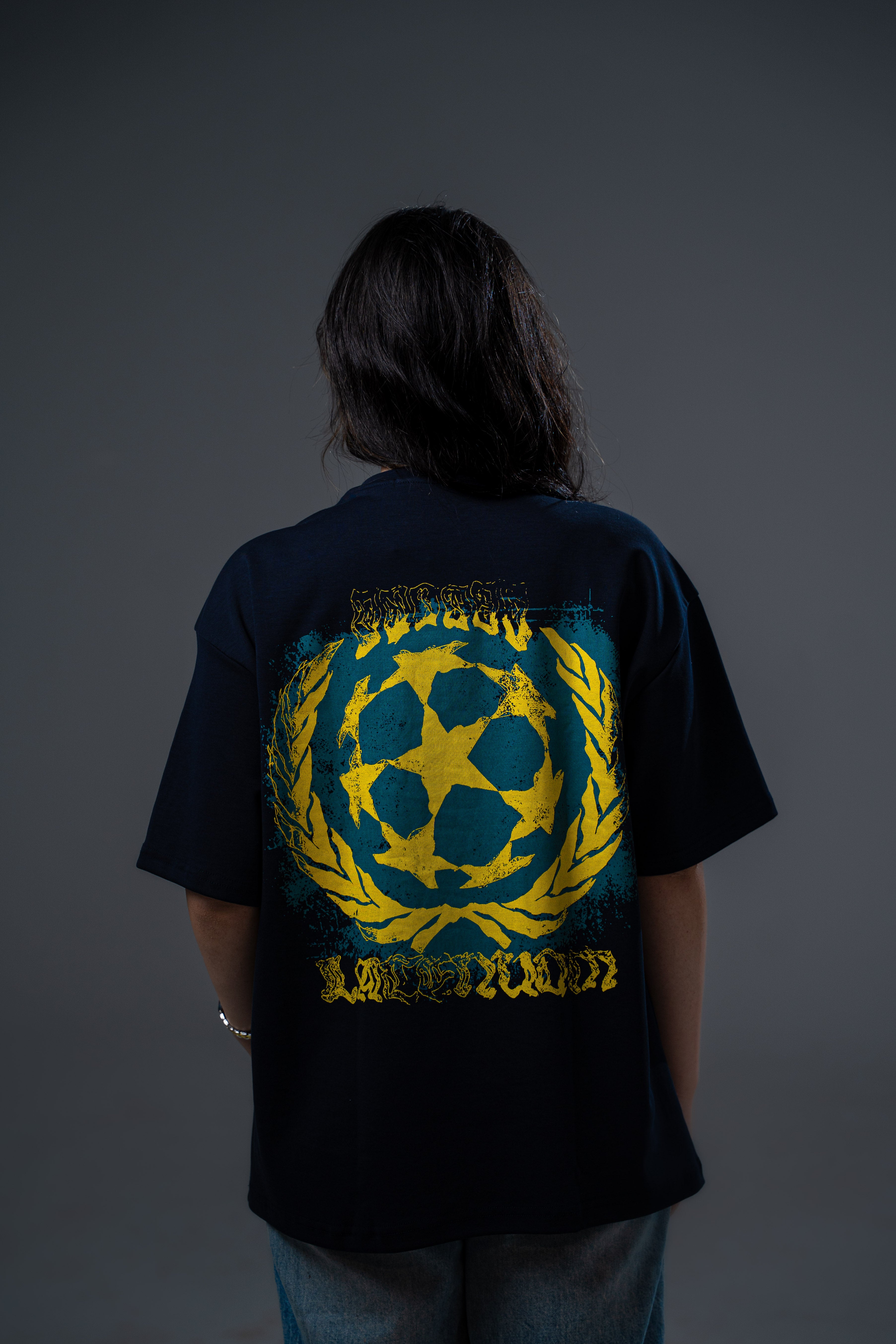 LATENUOM Legacy Crest Tee