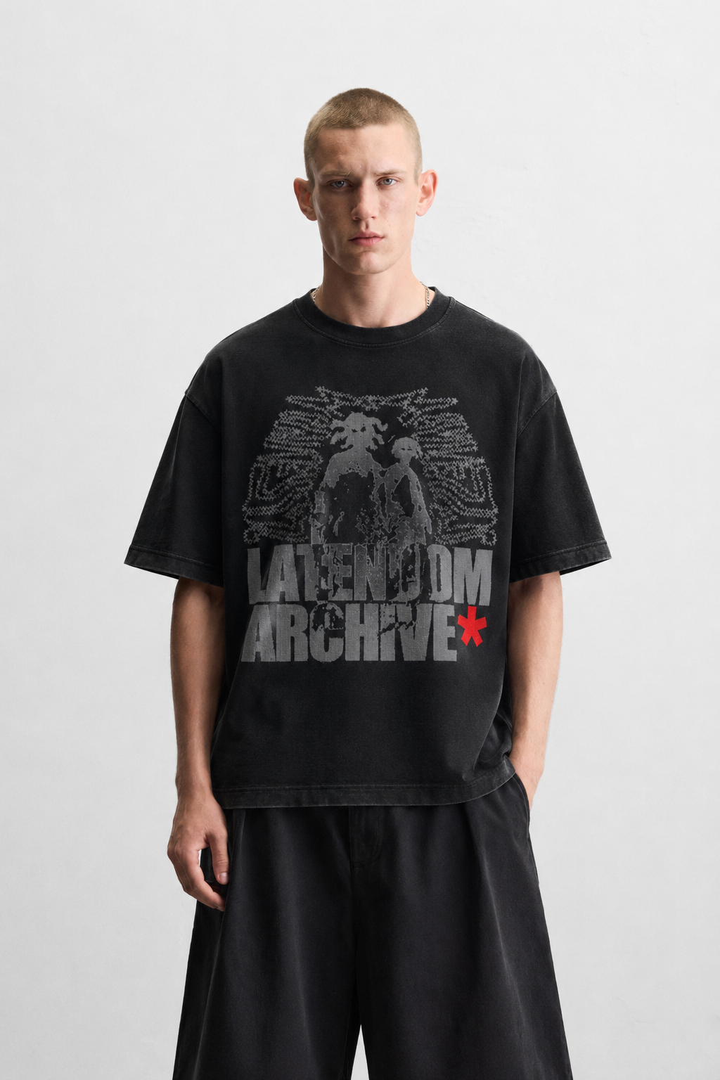 Tee  Archive shadow Black (Box Fit)
