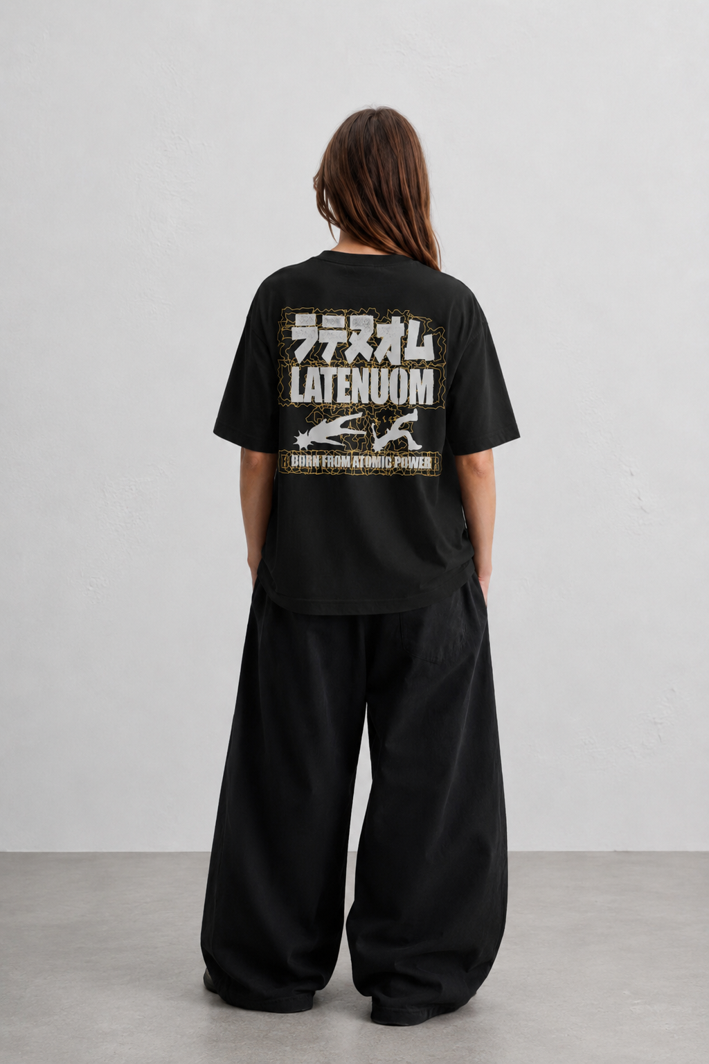 LATENUOM Motion Tee Black (Box fit )