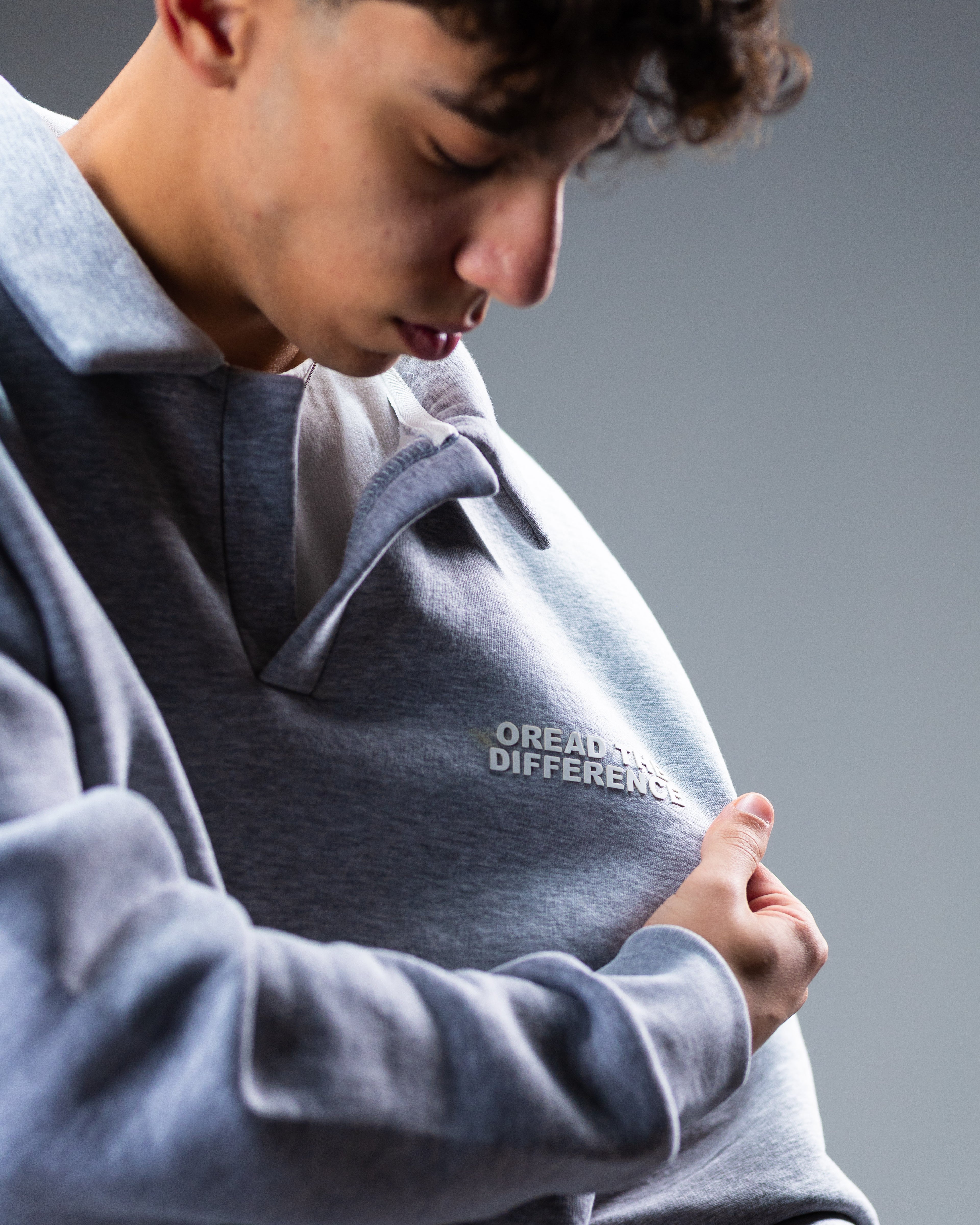 Polo Hoodie OREAD THE DIFFERENCE