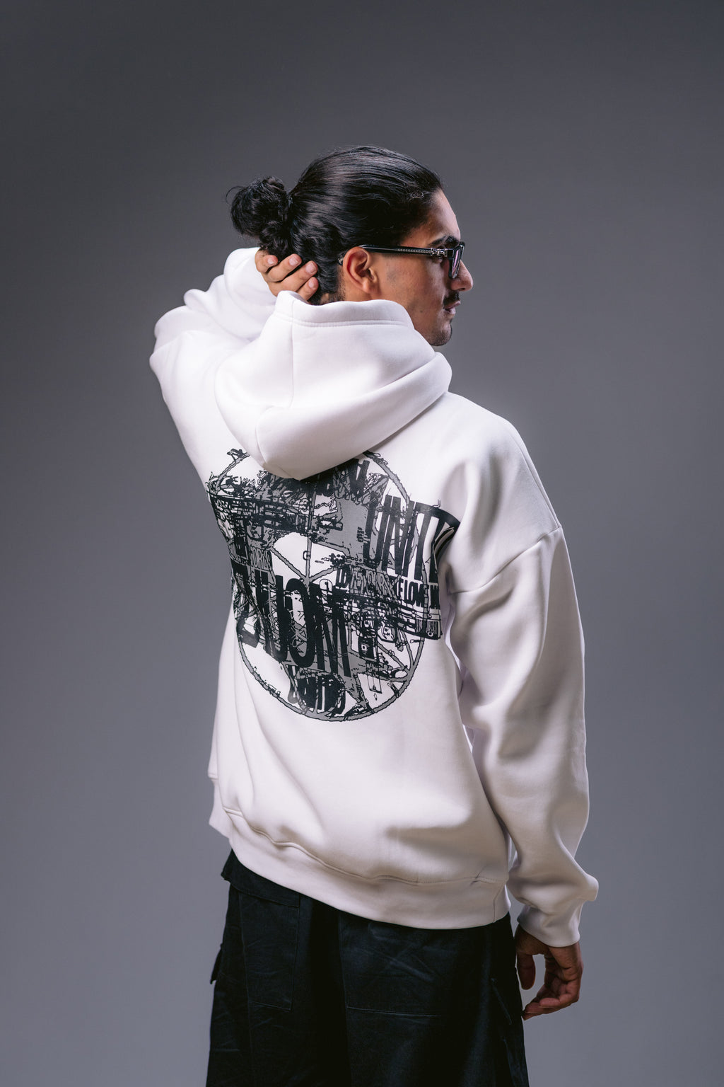 LATENUOM SS26 Hoodie